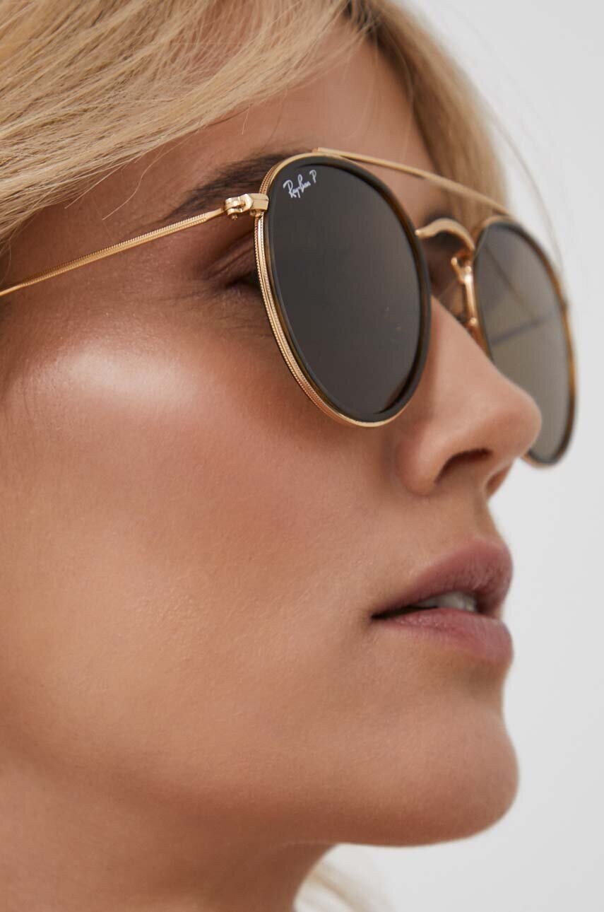 Сонцезахисні окуляри Ray-Ban жіночі колір коричневий