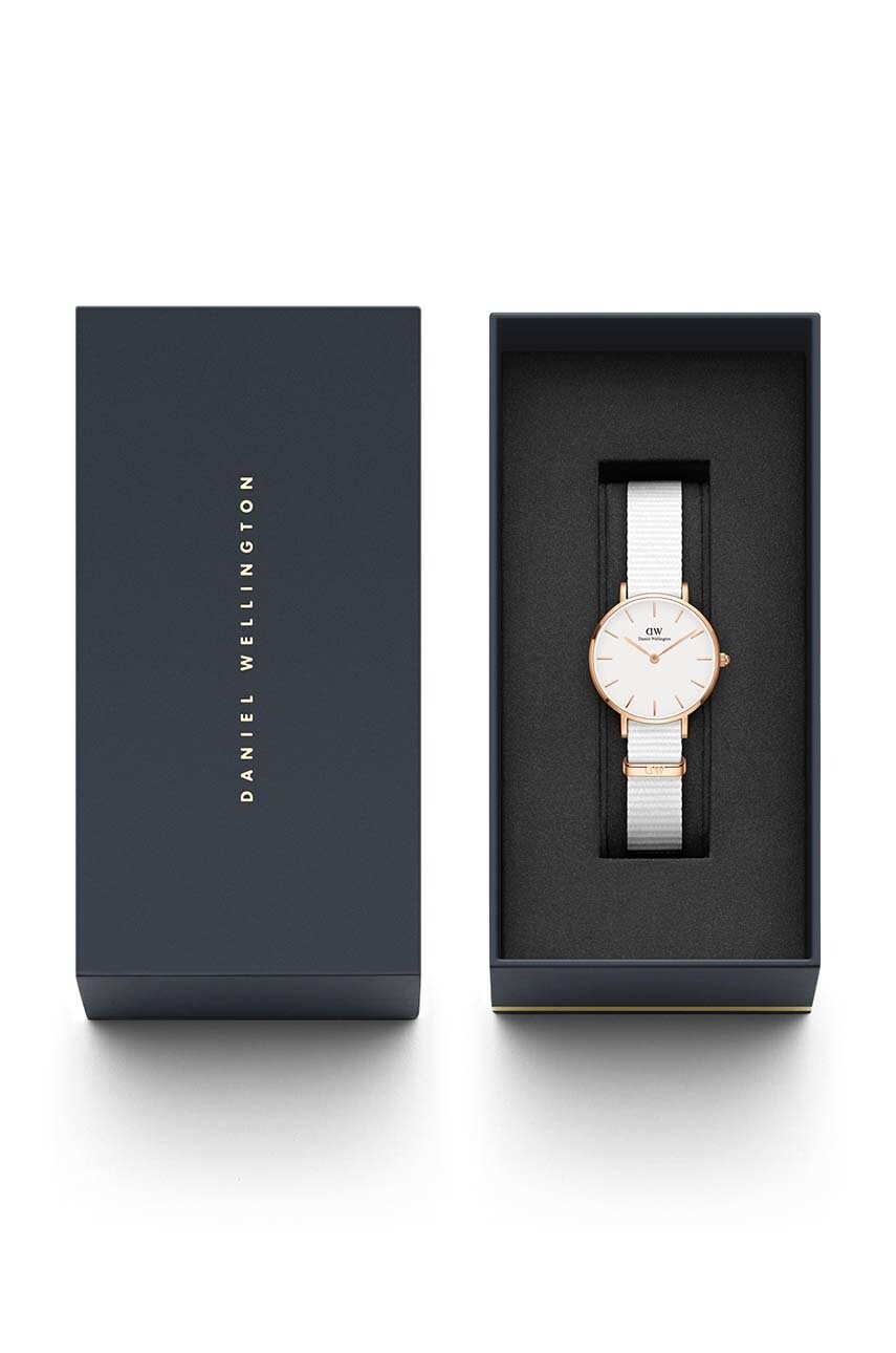 Годинник Daniel Wellington Petite 28 Dover жіночий колір рожевий