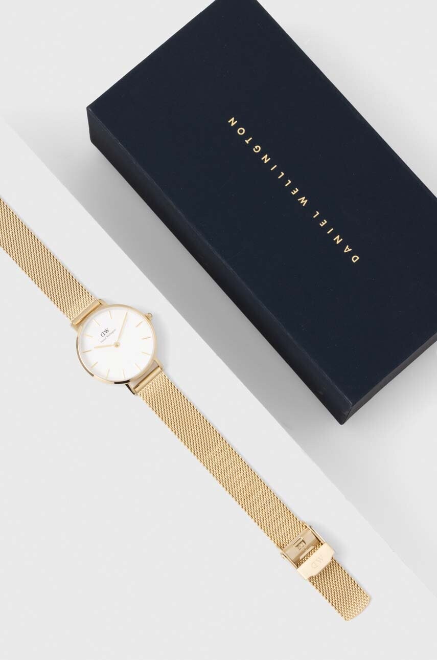 Годинник Daniel Wellington Petite 28 Evergold жіночий колір золотий
