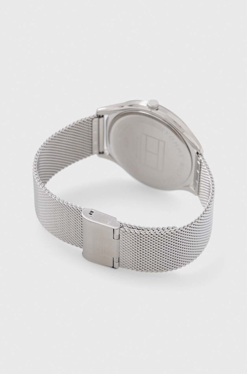 Годинник Tommy Hilfiger чоловічий колір срібний