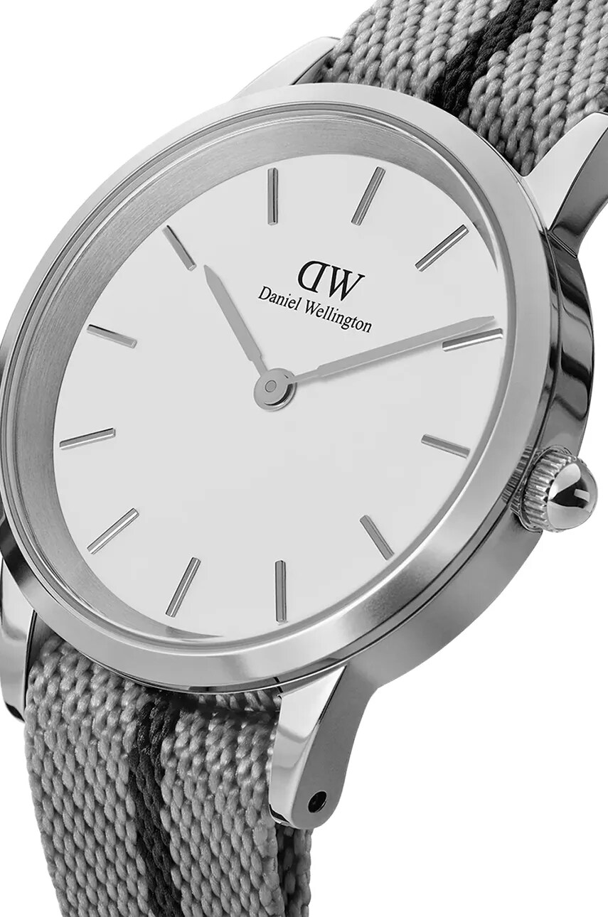 Годинник Daniel Wellington чоловічий колір срібний DW00100679