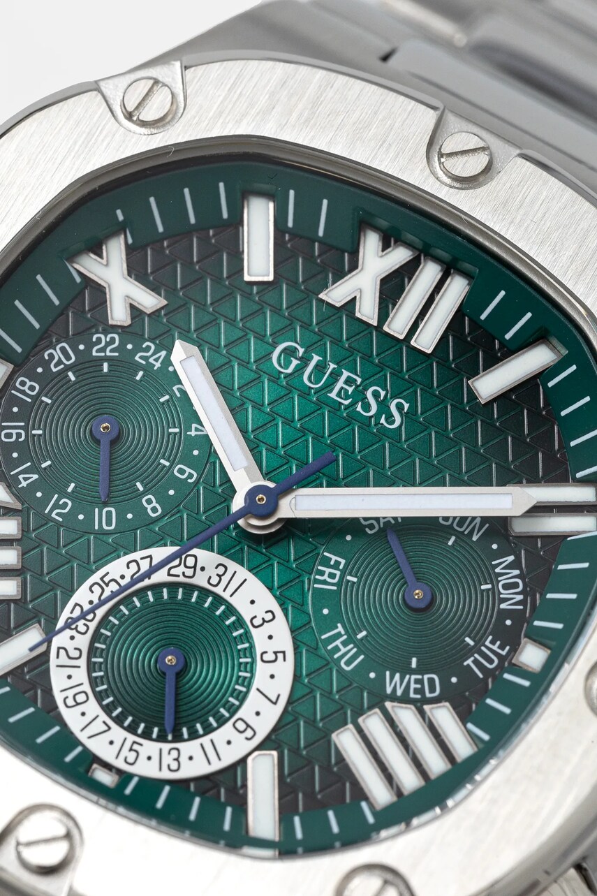 Годинник Guess чоловічий колір срібний GW0572G6