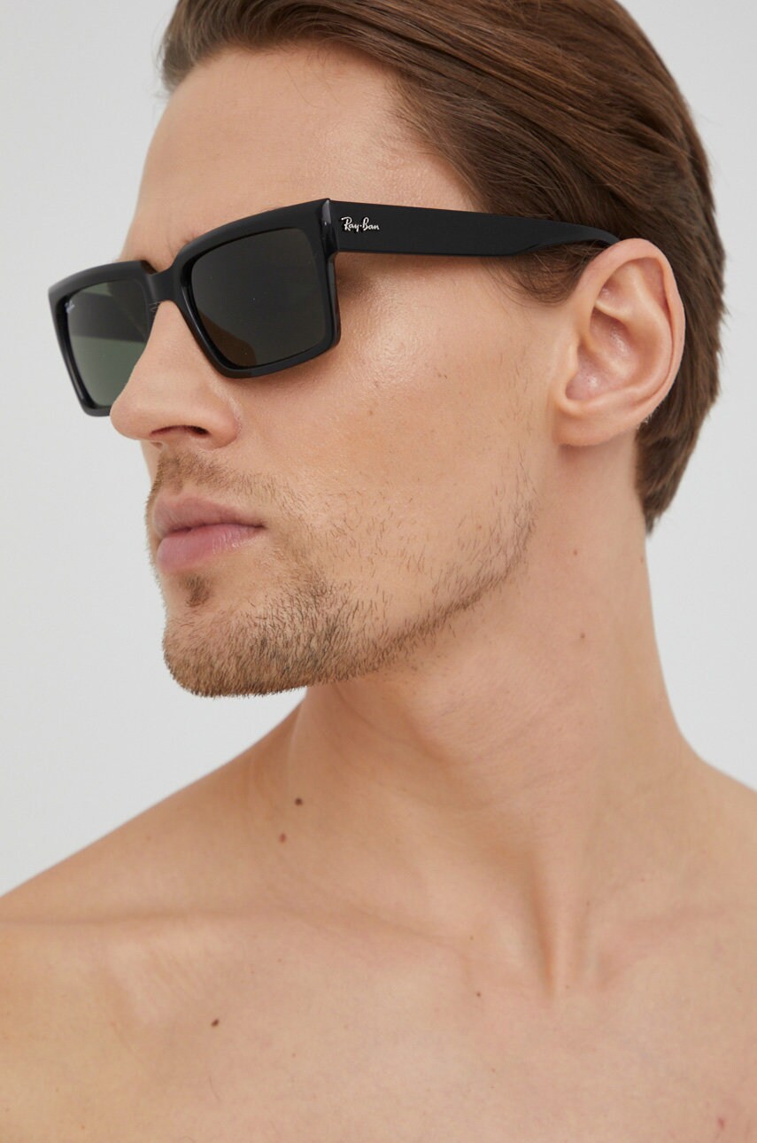 Сонцезахисні окуляри Ray-Ban колір чорний