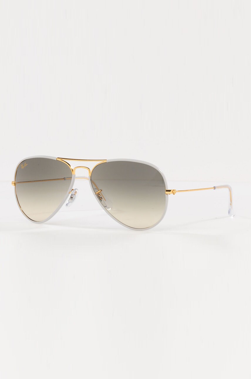 Сонцезахисні окуляри Ray-Ban колір золотий
