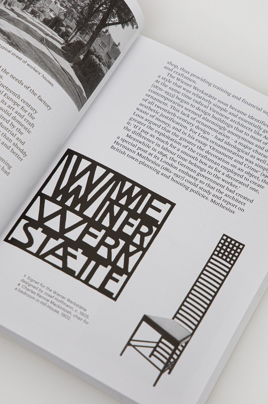 Книга Thames & Hudson Ltd