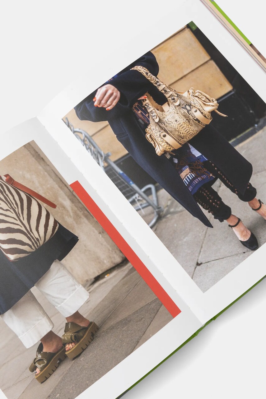 Книга home & lifestyle Its All About Animal Print by Suzanne Middlemass, English колір зелений