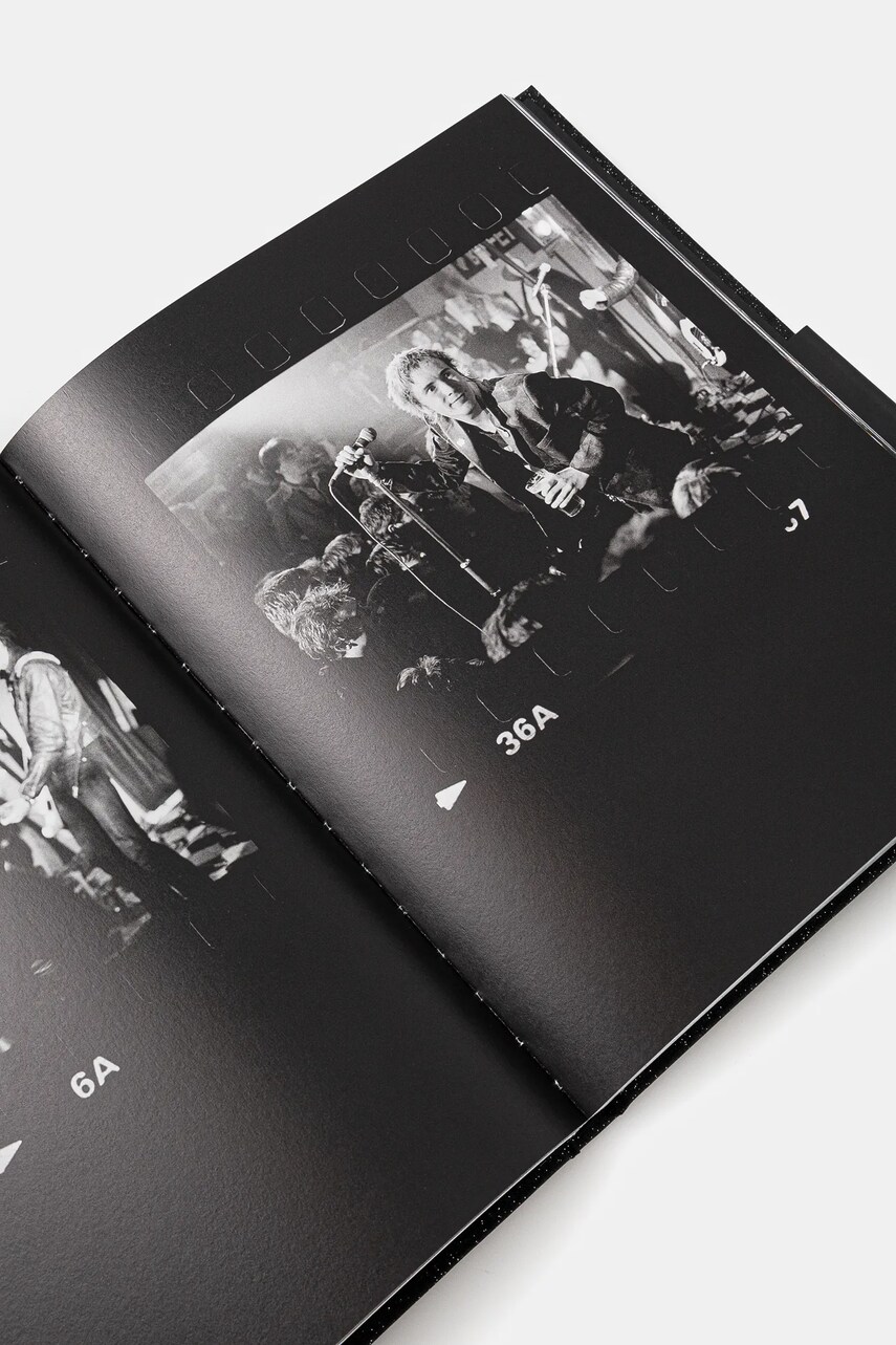 Книга ACC Art Books Sex Pistols: The End is Near by Kevin Cummins, English