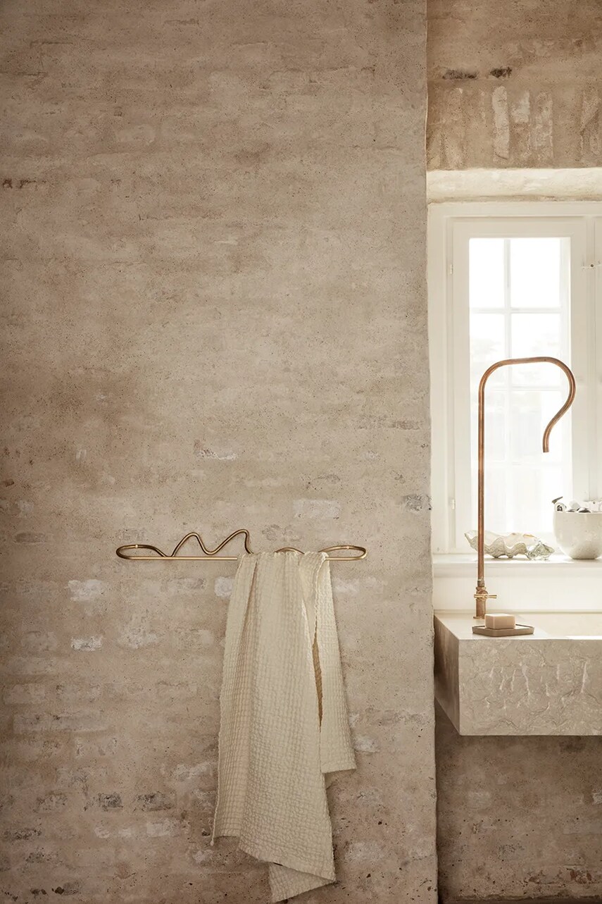 Вішалка для рушників ferm LIVING Curvature колір чорний