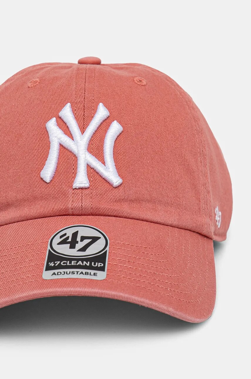 Бавовняна бейсболка 47 brand MLB New York Yankees колір рожевий з аплікацією B-RGW17GWS-IR