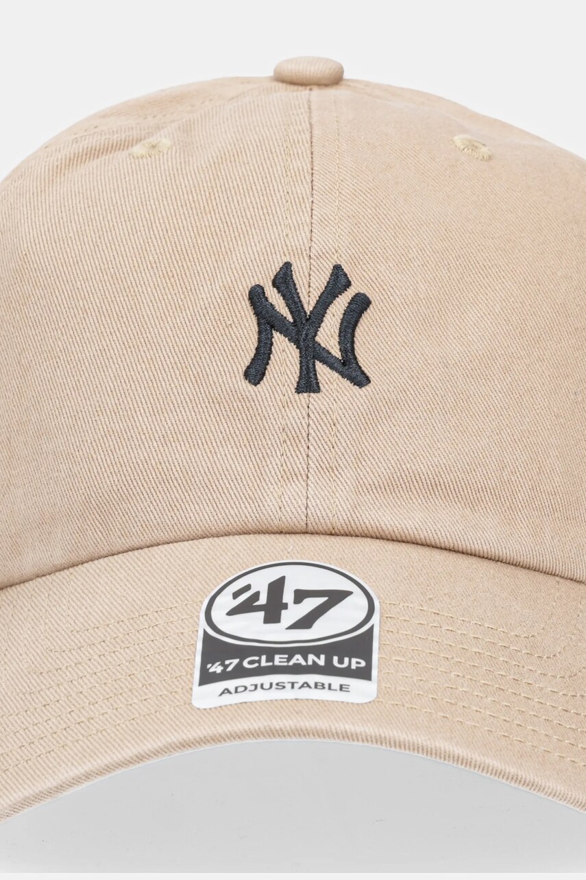 Бавовняна бейсболка 47 brand MLB New York Yankees колір бежевий з аплікацією B-BSRNR17GWS-KHA
