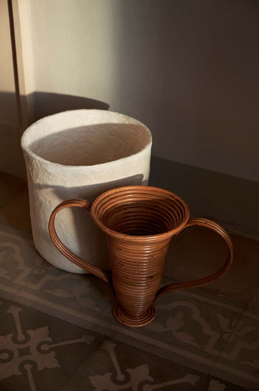 Декоративна ваза ferm LIVING Amphora
