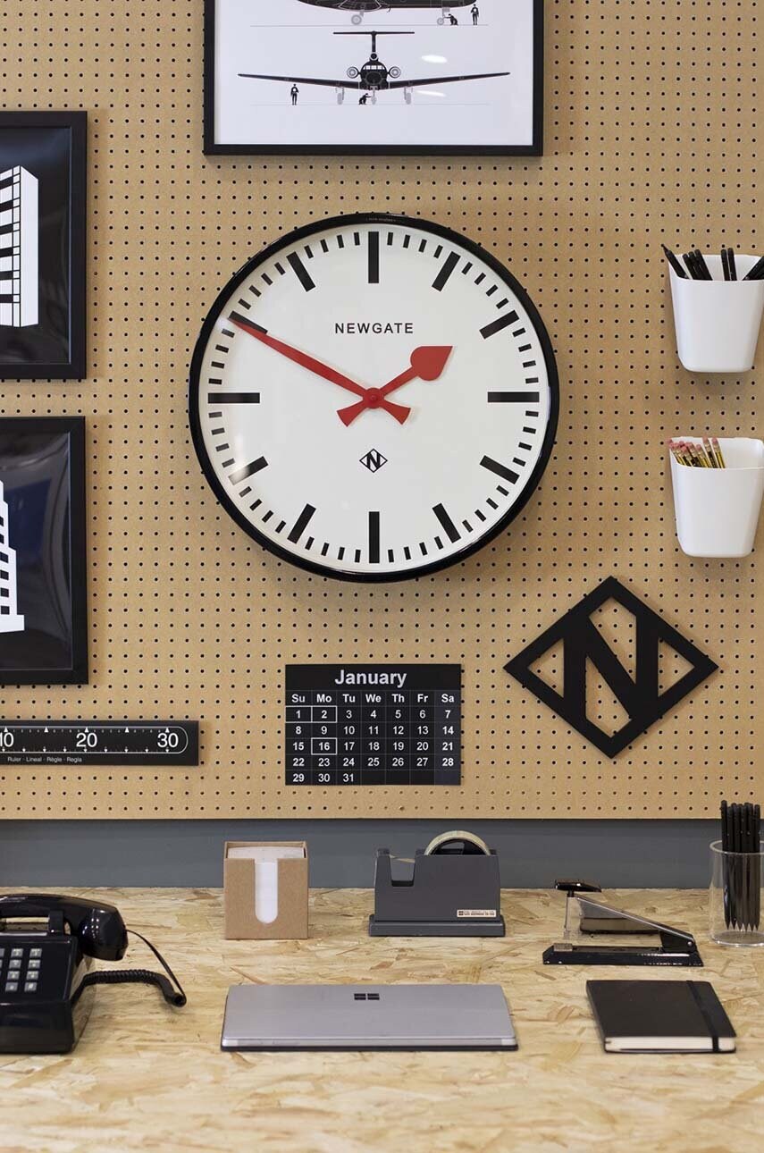 Настінний годинник Newgate Putney Wall Clock