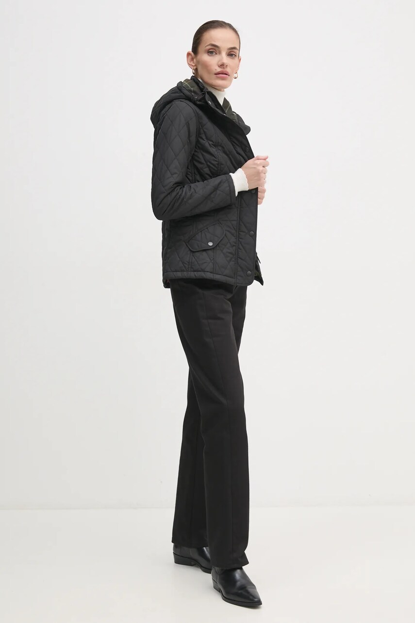 Куртка Barbour Millfire Quilt жіноча колір чорний перехідна LQU0665