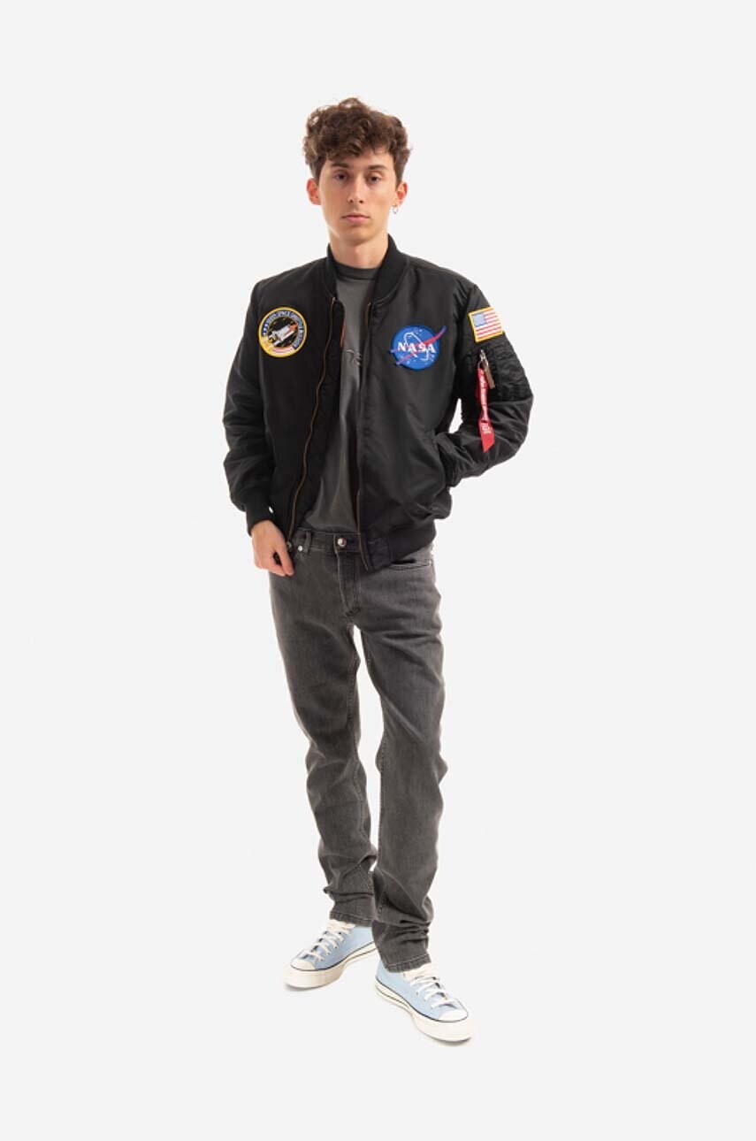 Куртка-бомбер Alpha Industries MA-1 NASA чоловічий колір чорний перехідна 166107.03-black