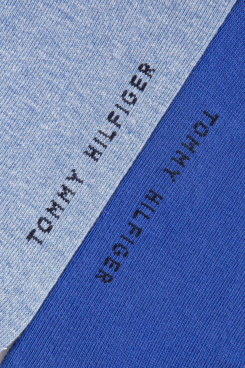 Tommy Hilfiger сліди