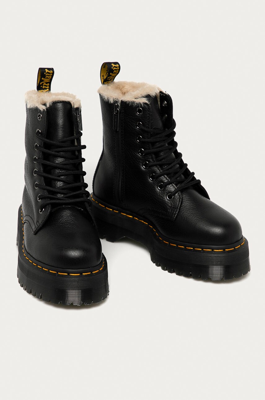 Шкіряні черевики Dr. Martens 25637001 Jadon Fl Jadon Fur Lined колір чорний на платформі утеплене 25637001