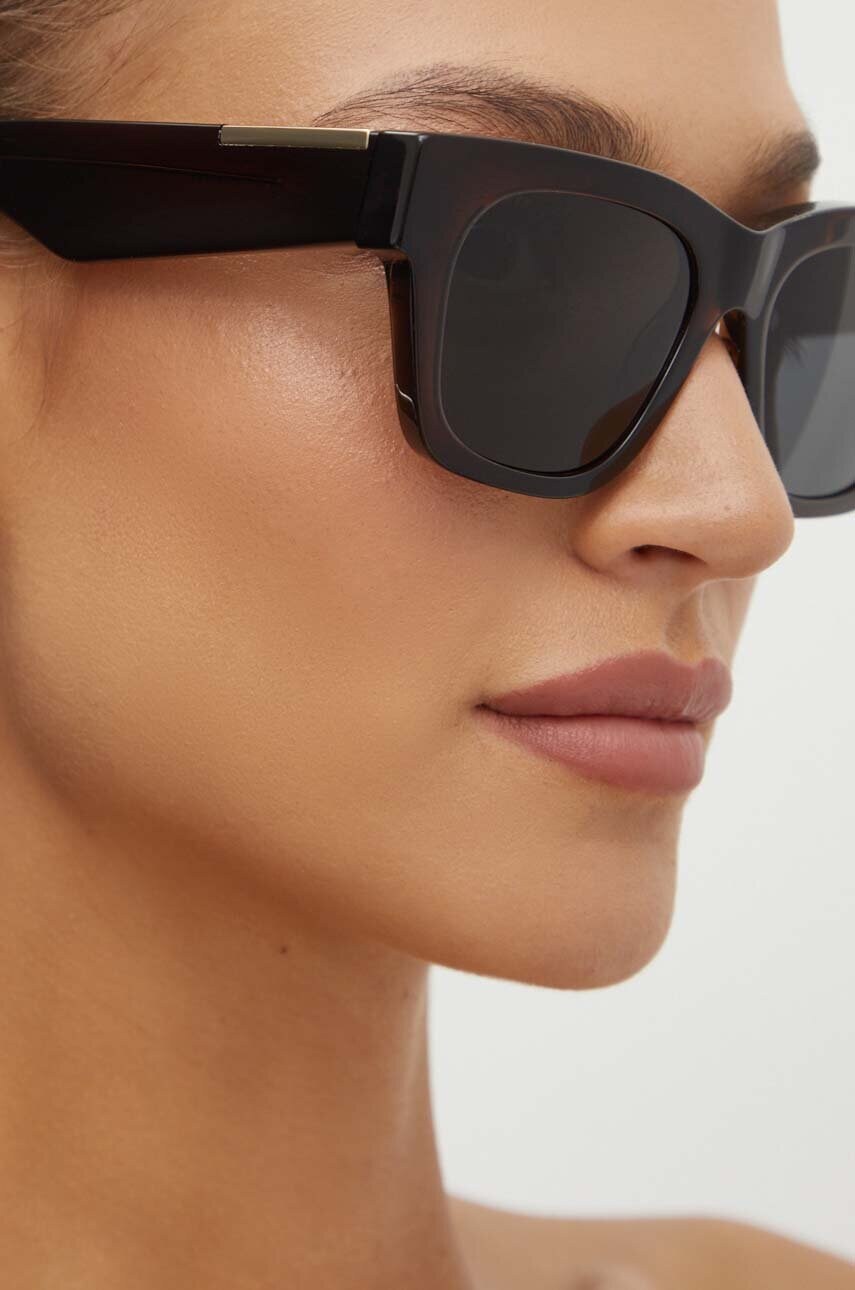 Сонцезахисні окуляри Burberry жіночі колір коричневий 0BE4424