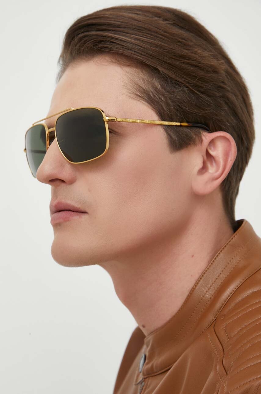 Сонцезахисні окуляри Ray-Ban колір золотий