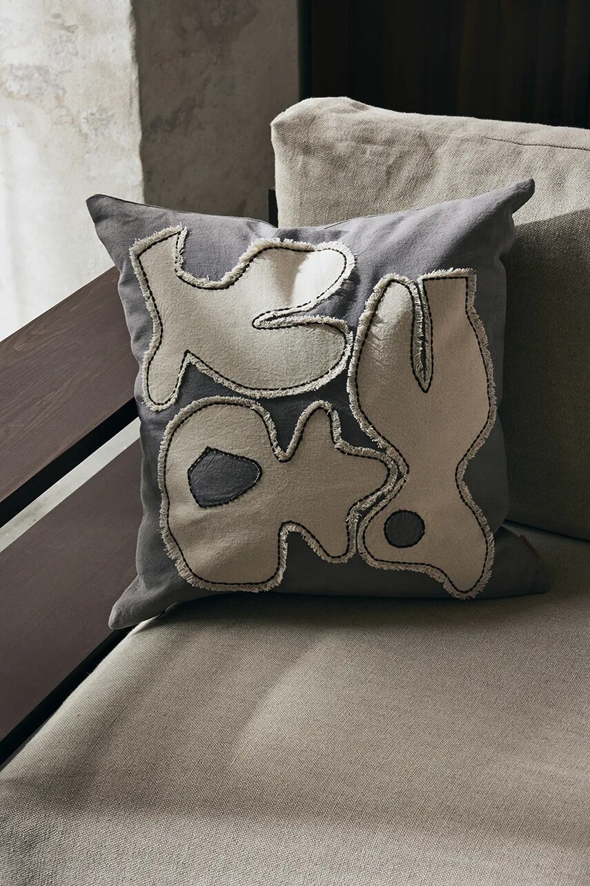 Декоративна подушка ferm LIVING Figure