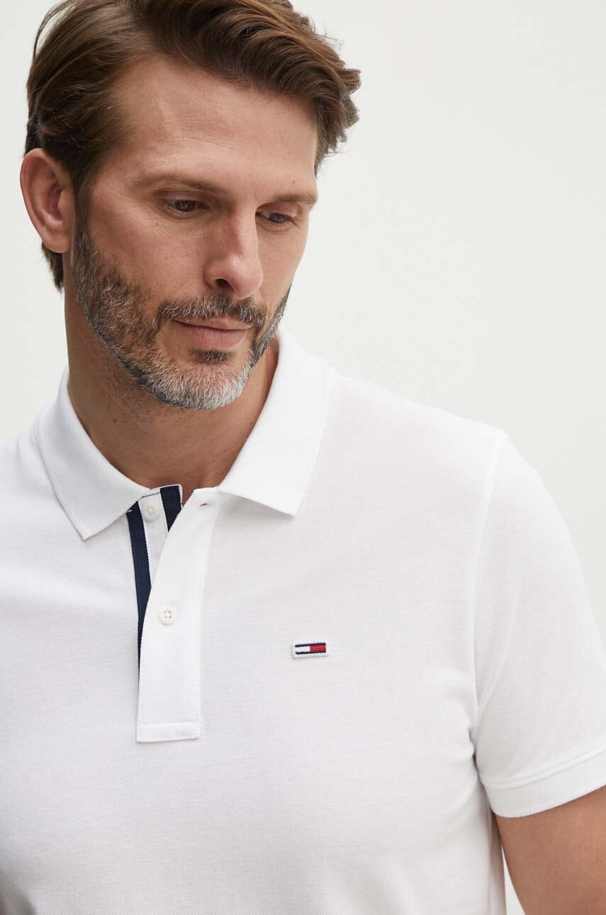 Бавовняне поло Tommy Jeans колір білий однотонне DM0DM15370