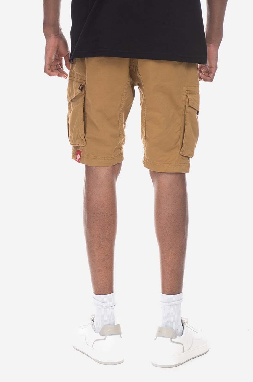 Бавовняні шорти Alpha Industries колір коричневий 106251.13-brown