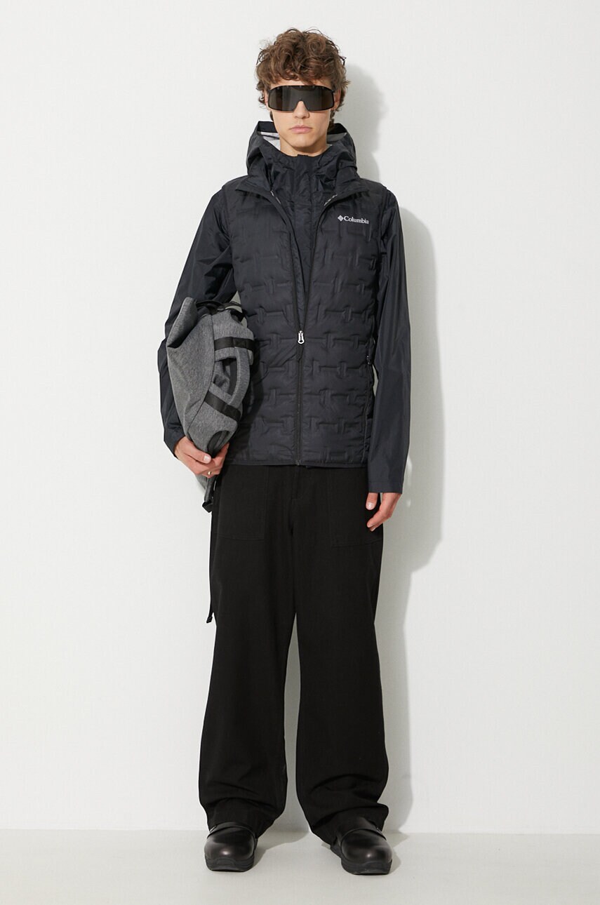Дощовик Under Armour чоловіча колір чорний перехідна 1374644-BLACK