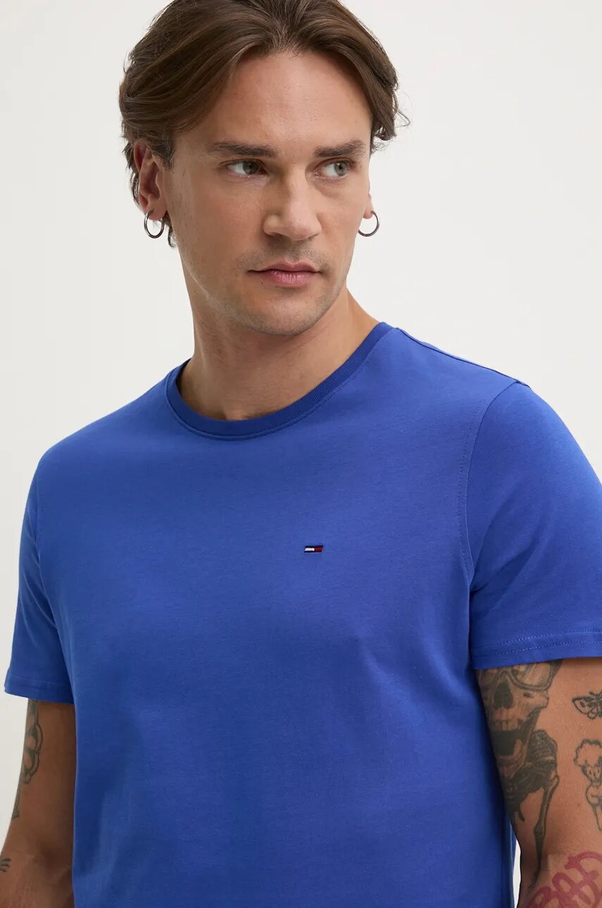 Бавовняна футболка Tommy Jeans чоловіча однотонна DM0DM04411