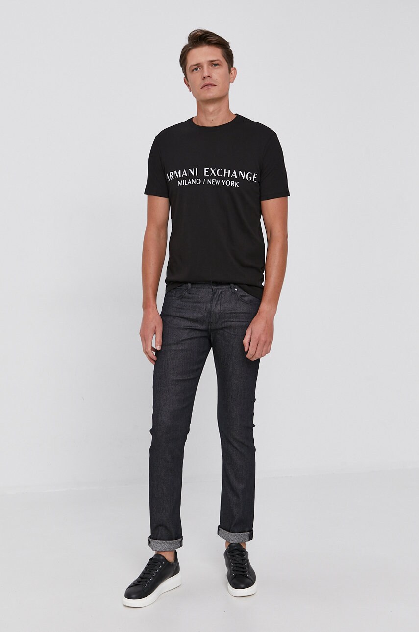 Футболка Armani Exchange чоловіча колір чорний з принтом