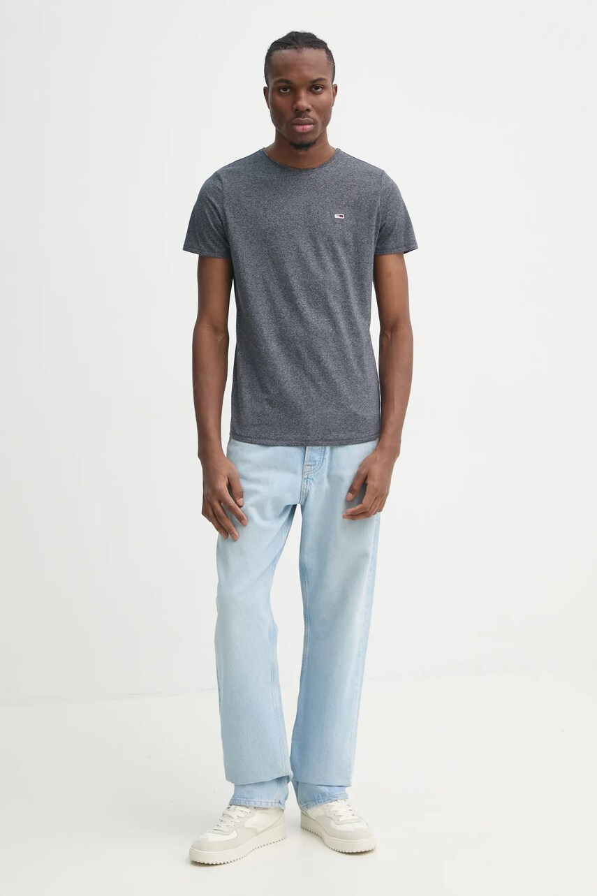 Футболка Tommy Jeans чоловічий однотонний DM0DM09586