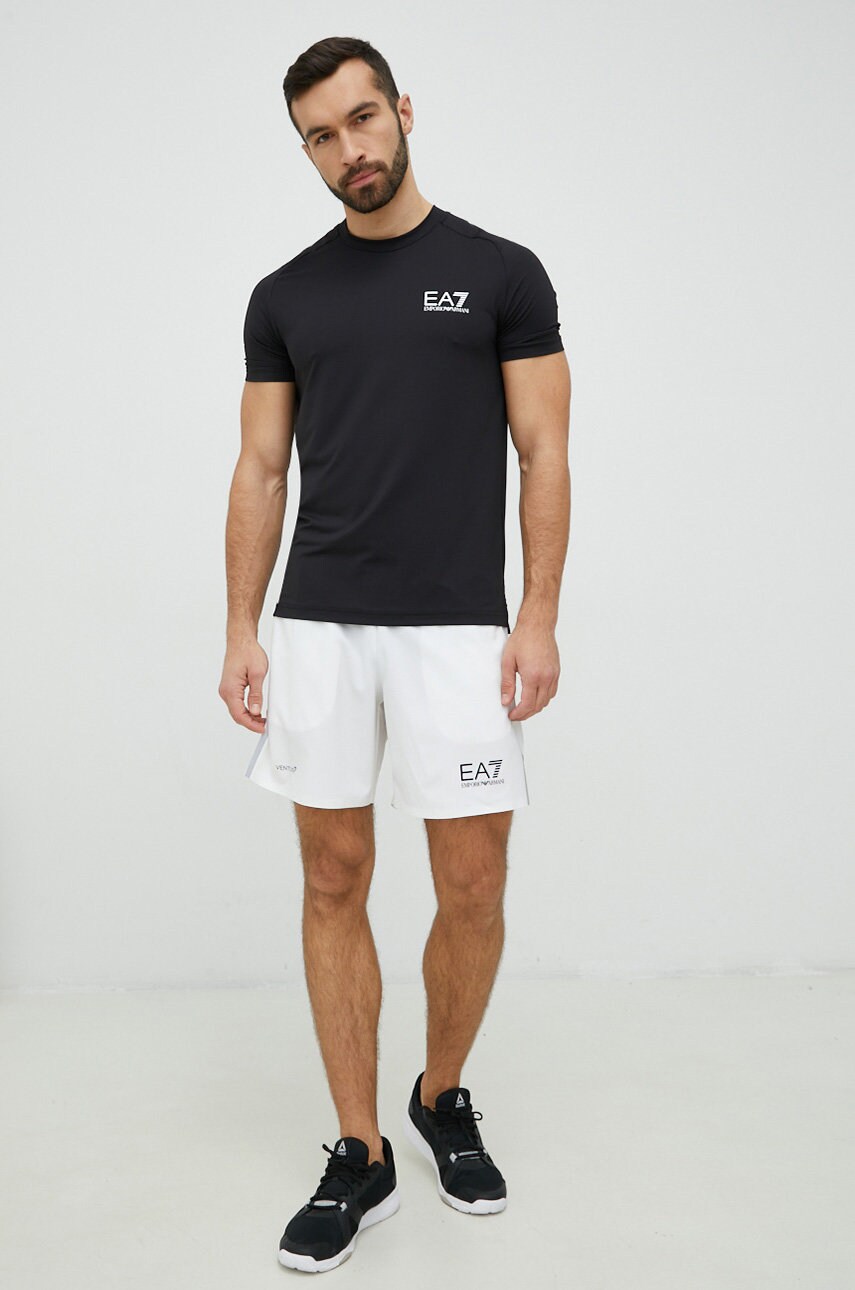 Футболка EA7 Emporio Armani чоловічий колір чорний однотонний