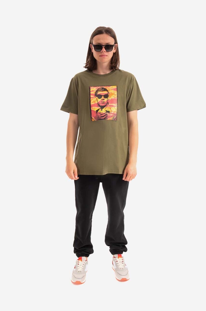 Бавовняна футболка Maharishi Warhol Polaroid Portrait T-Shirt OCJ колір зелений з принтом 9711.OLIVE-OLIVE