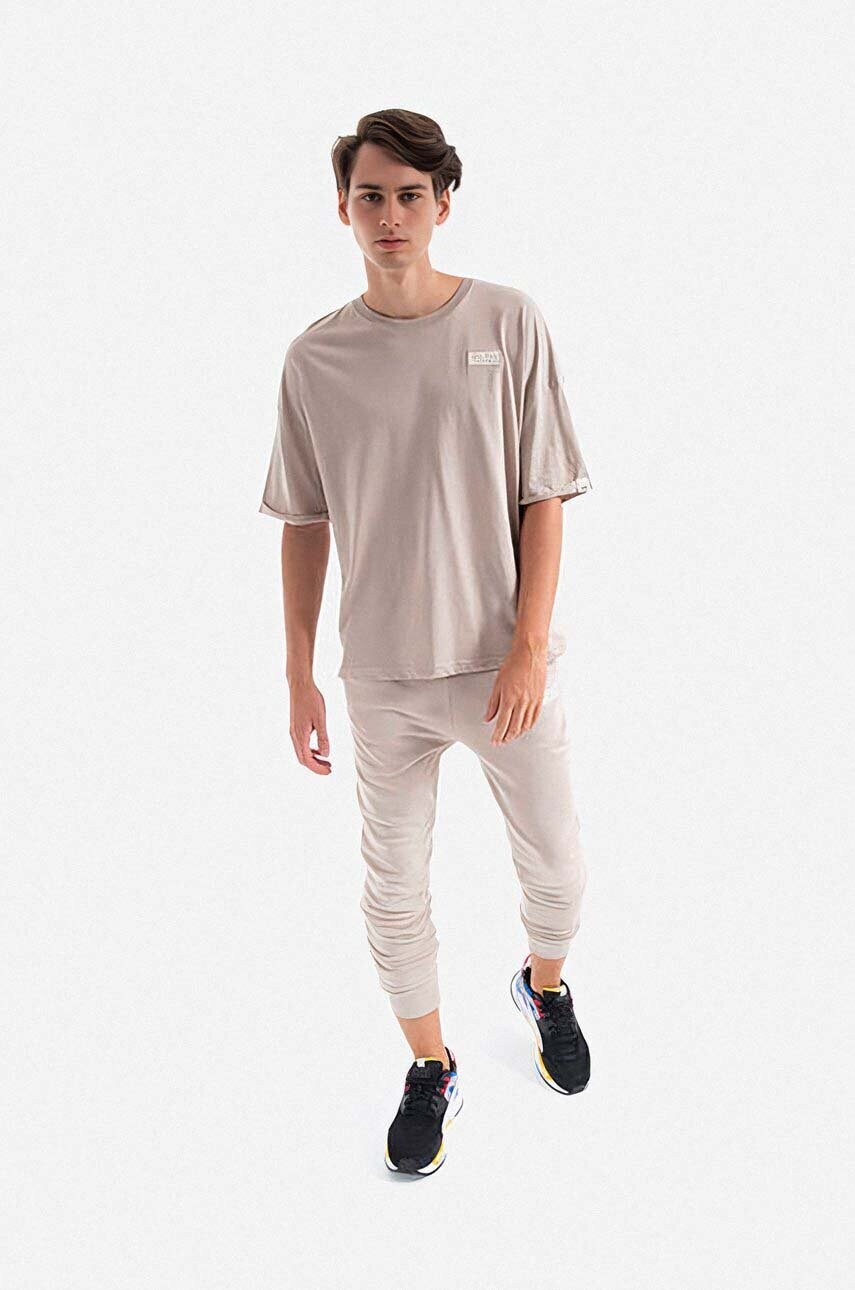 Бавовняна футболка Alpha Industries колір бежевий однотонний 118532.627-beige