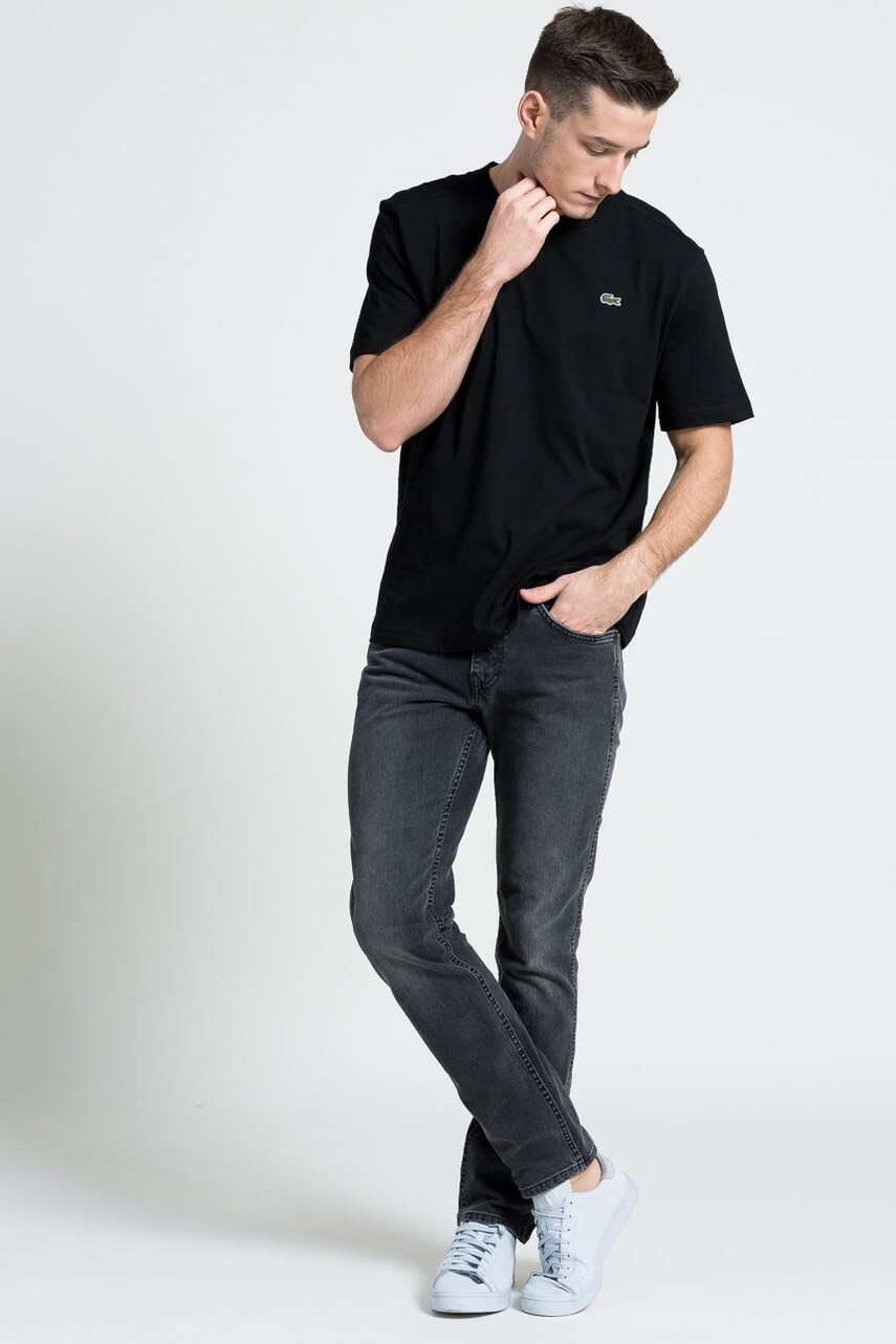 Футболка Lacoste чоловіча колір чорний однотонна