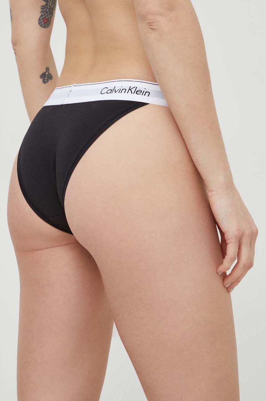 Calvin Klein Underwear бразиліани