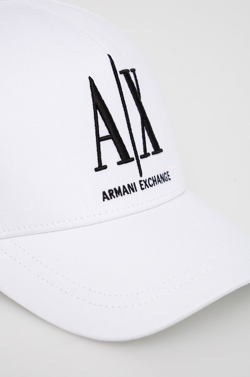 Кепка Armani Exchange колір білий з аплікацією