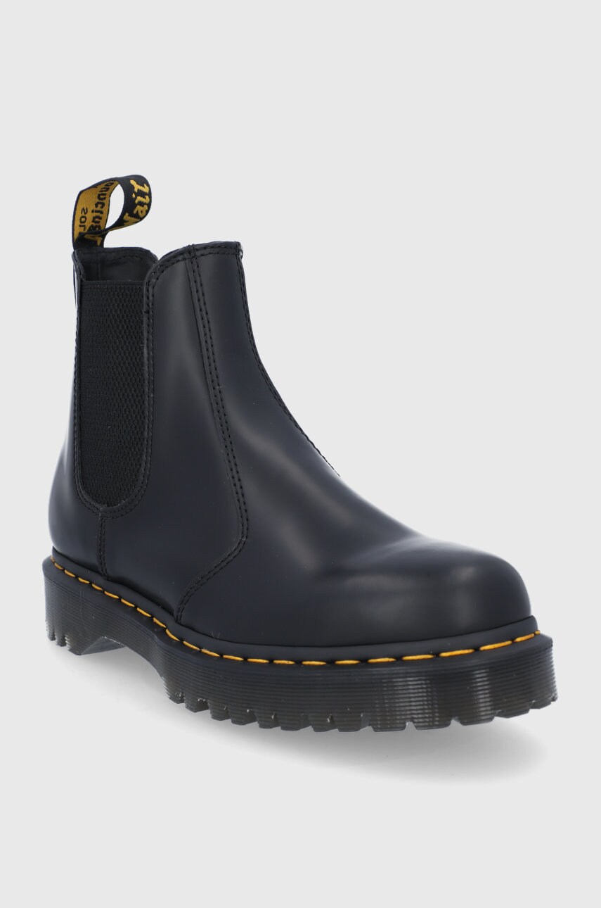 Шкіряні черевики Dr. Martens жіночі колір чорний на платформі 26205001-Black.Smoo