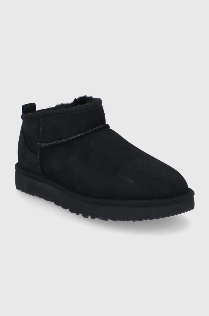 Замшеві чоботи UGG Classic Ultra Mini колір чорний