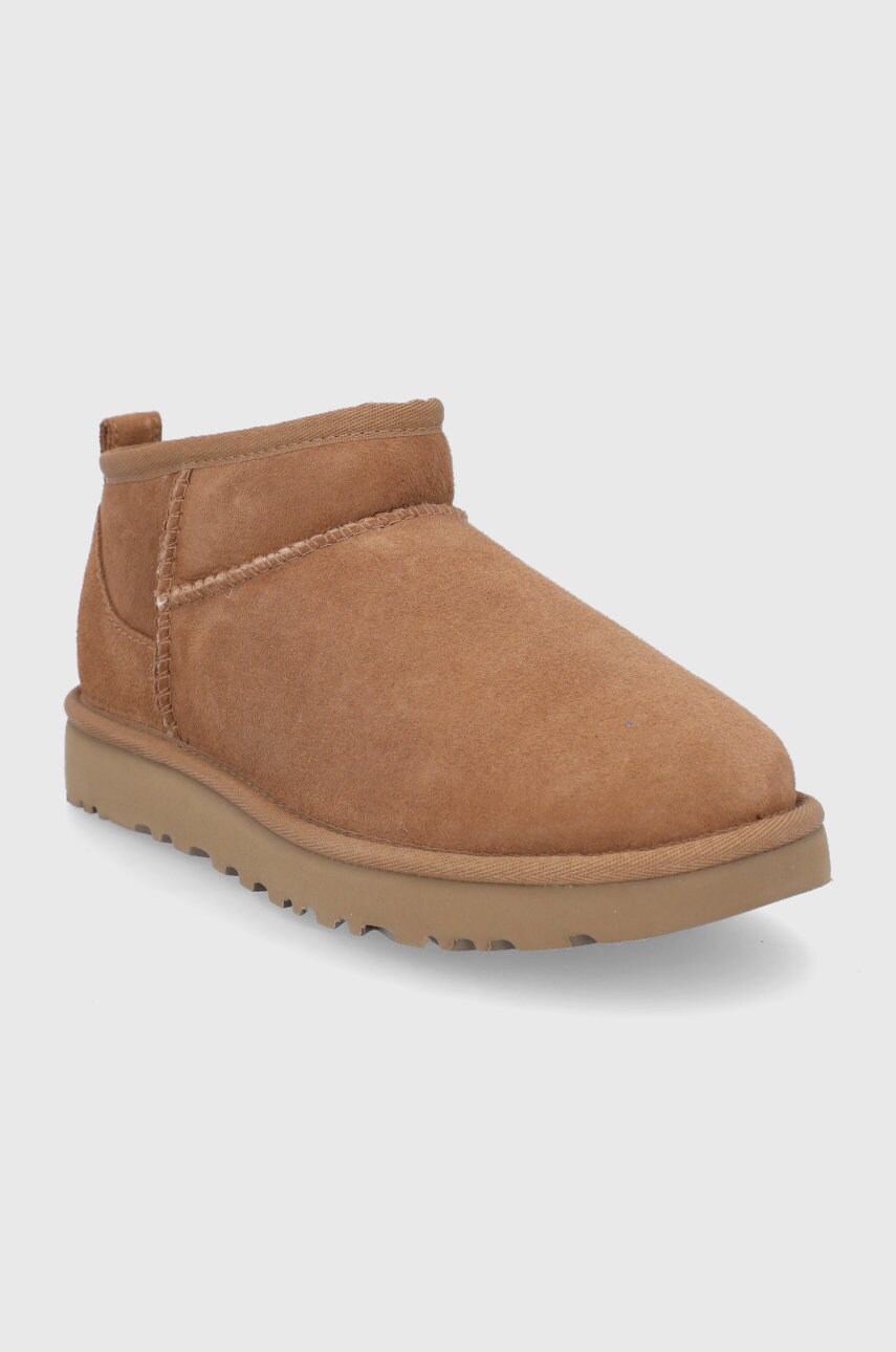 Замшеві чоботи UGG Classic Ultra Mini колір коричневий 1116109-CHE