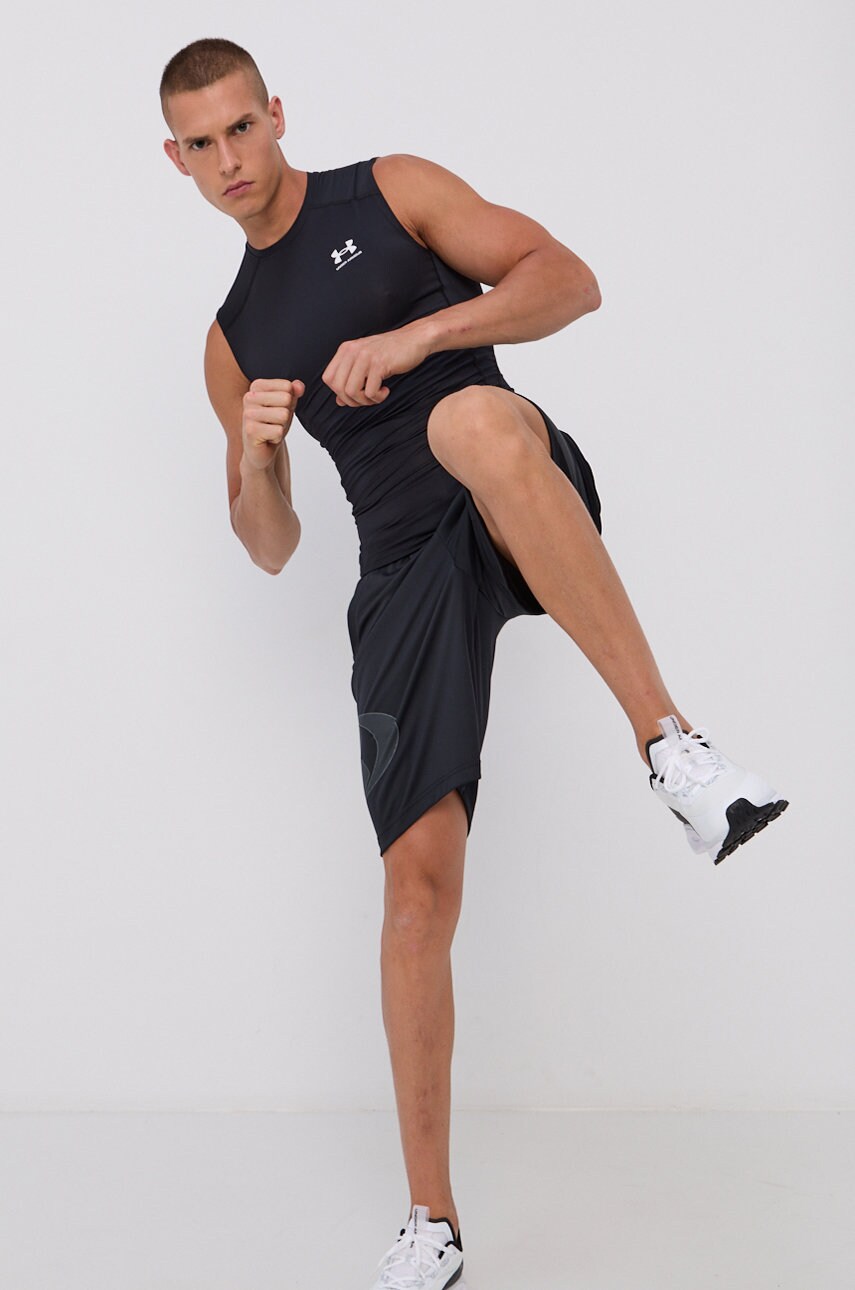 Футболка Under Armour 1361522 чоловіча колір чорний
