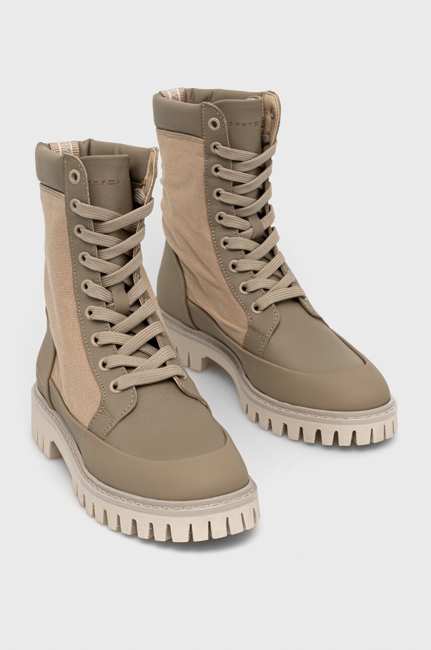 Черевики Tommy Hilfiger Th Casual Lace Up Boot жіночі колір бежевий на плоскому ходу