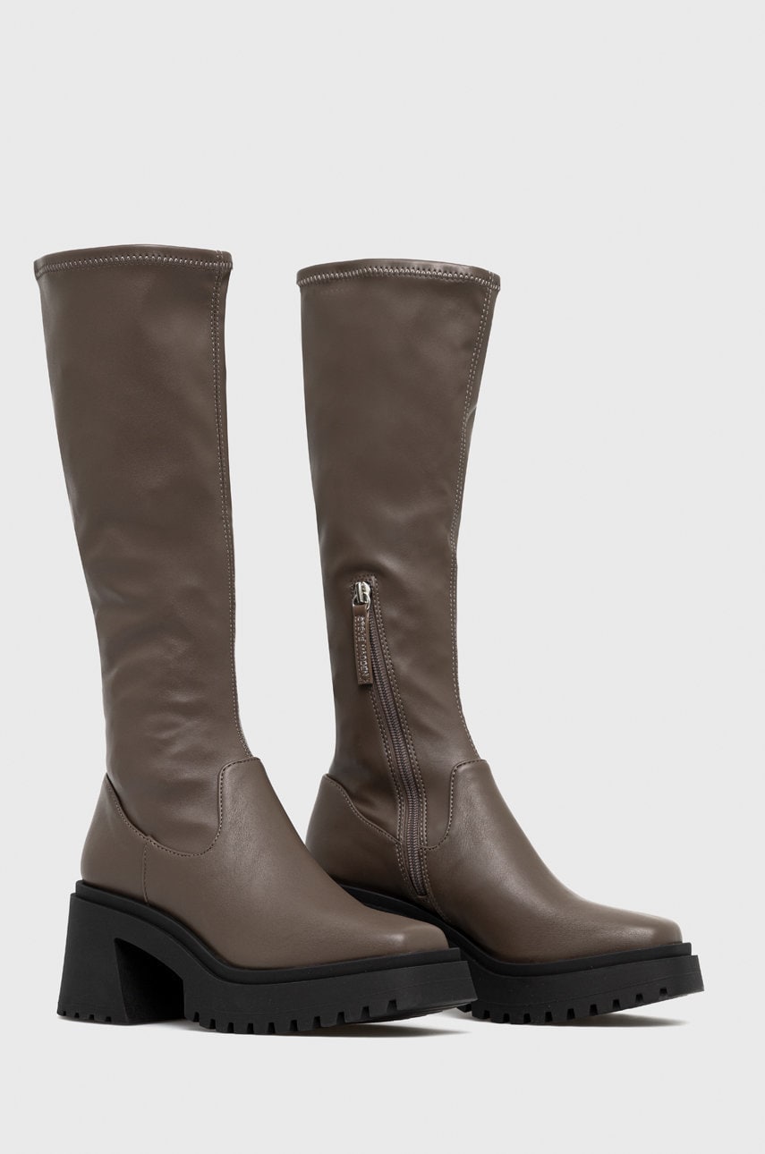 Чоботи Steve Madden Jetstream жіночі колір коричневий каблук блок