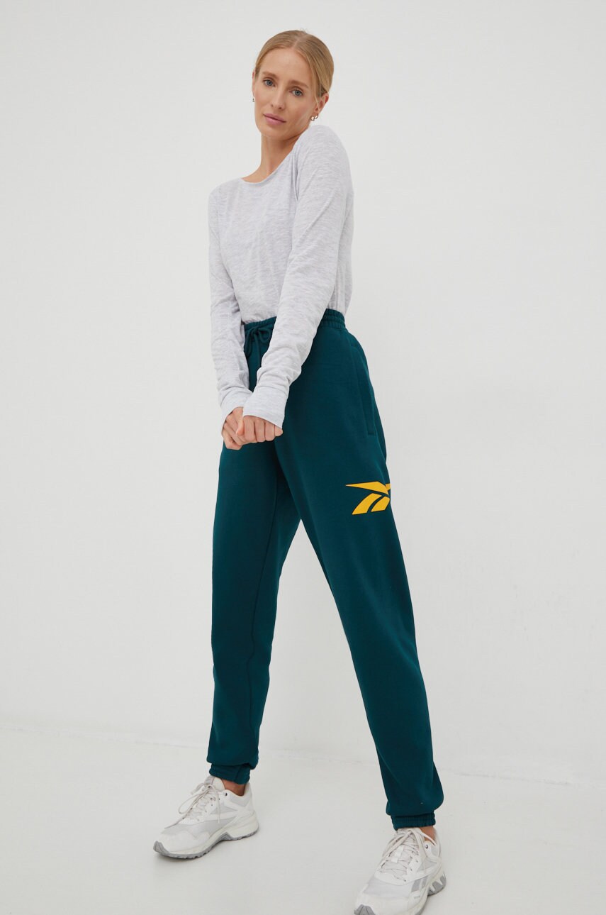 Спортивні штани Reebok Classic жіночі колір зелений з принтом