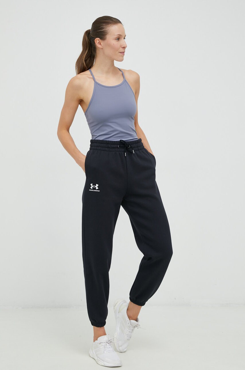 Спортивні штани Under Armour жіночі колір чорний однотонні