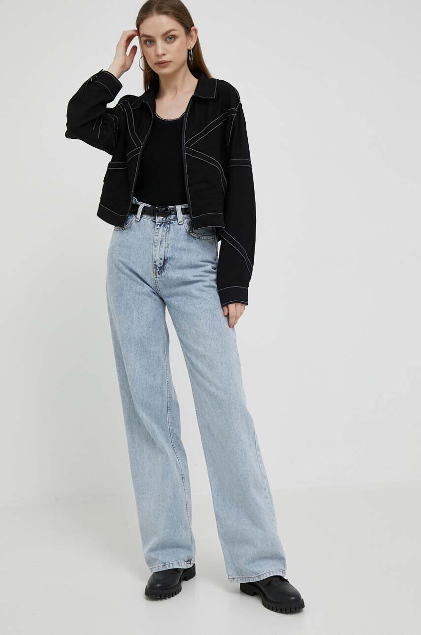 Топ Dkny колір чорний