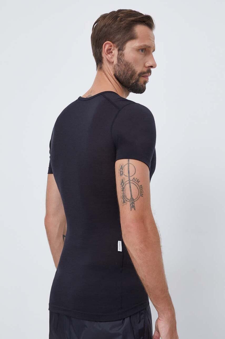Функціональна футболка adidas TERREX Xperior Merino 150 колір чорний