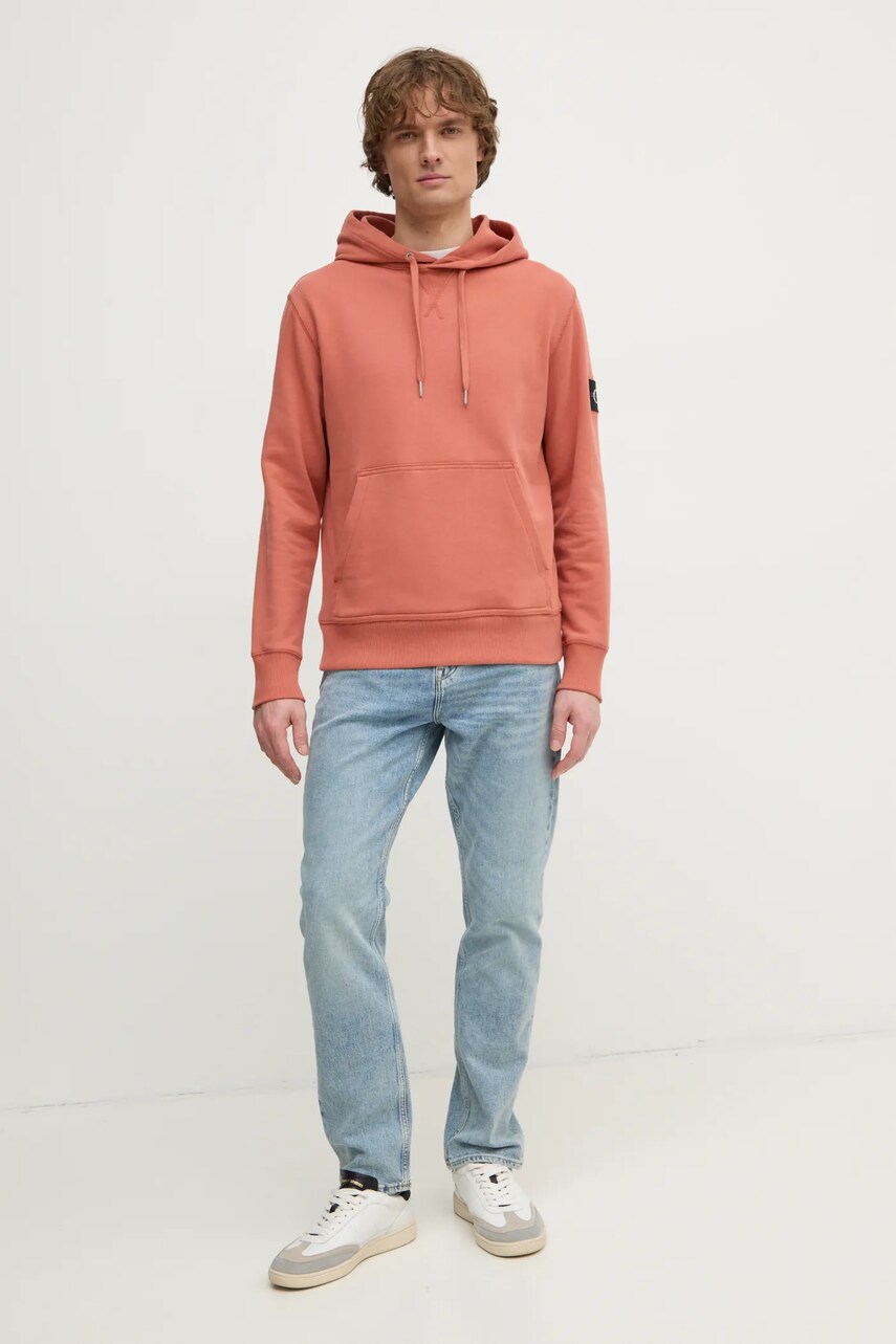 Бавовняна кофта Calvin Klein Jeans чоловіча колір помаранчевий з капюшоном з аплікацією J30J323430