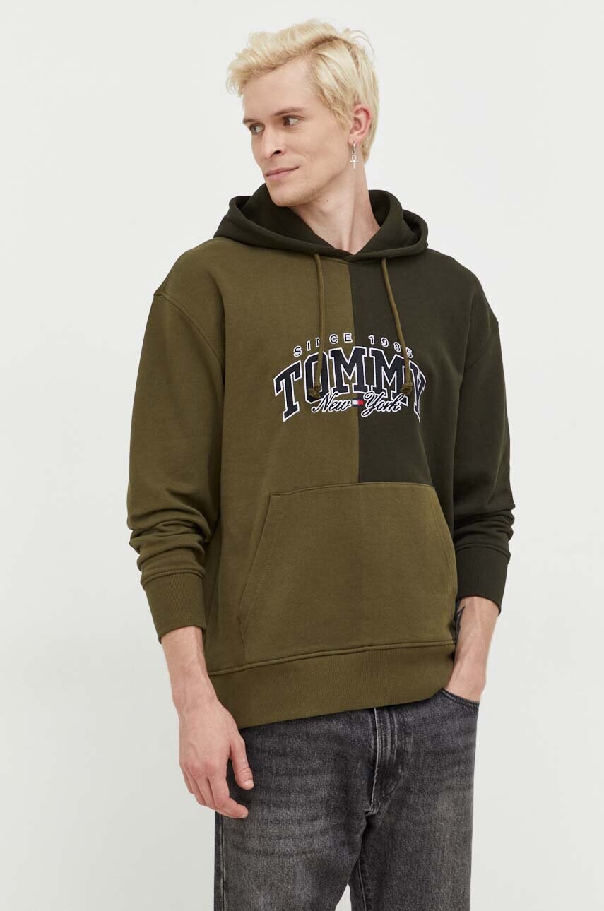 Бавовняна кофта Tommy Jeans чоловіча колір зелений з капюшоном з аплікацією