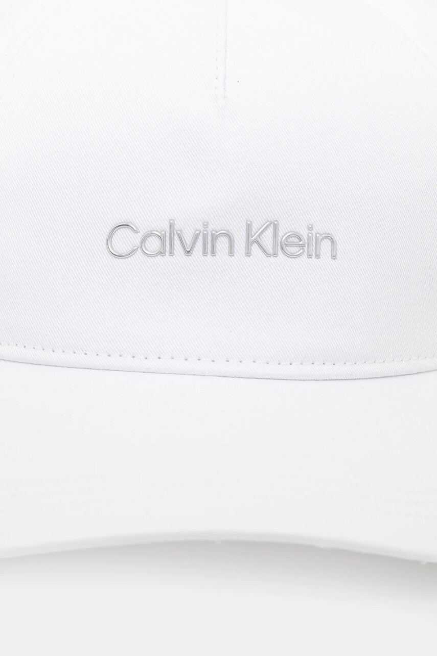 Бавовняна бейсболка Calvin Klein колір білий однотонна