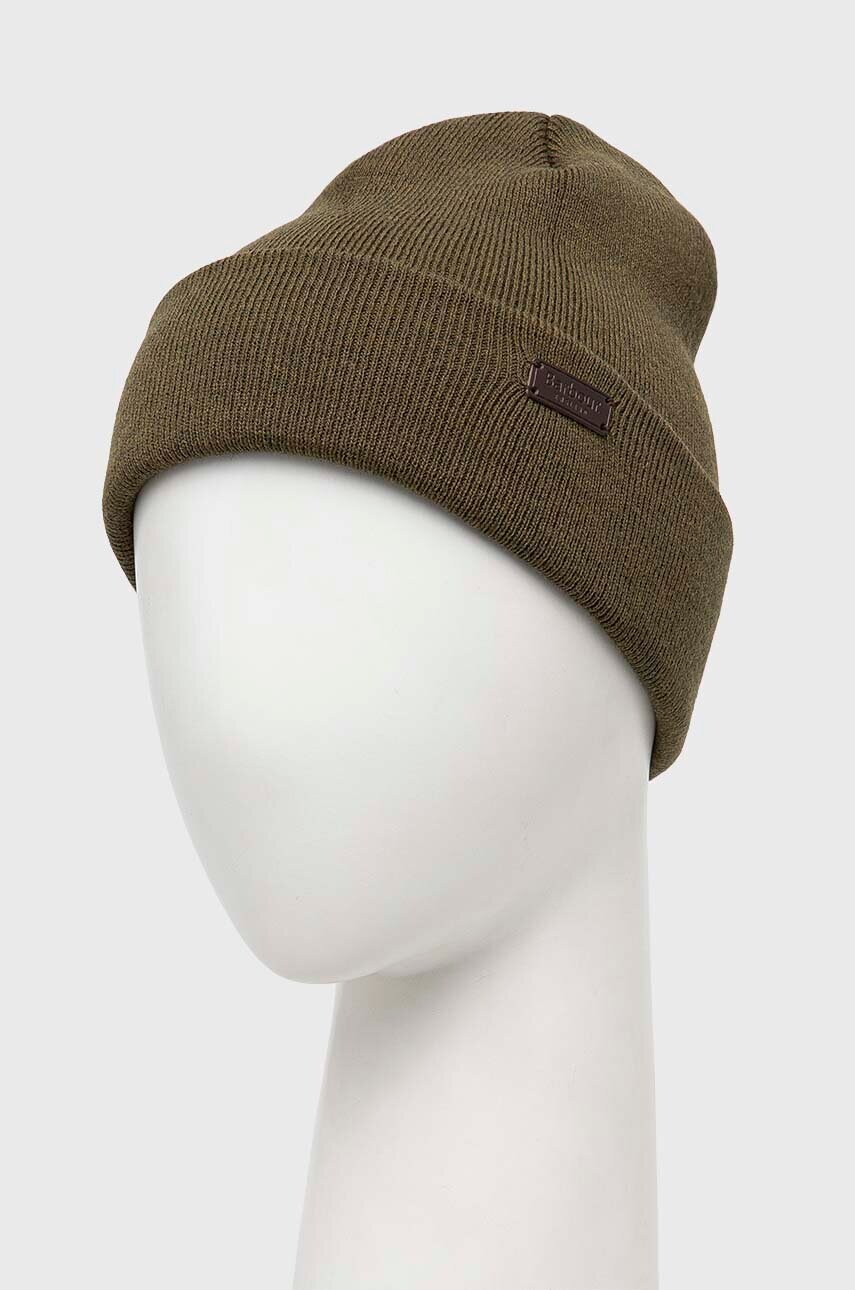 Шапка Barbour колір зелений з товстого трикотажу