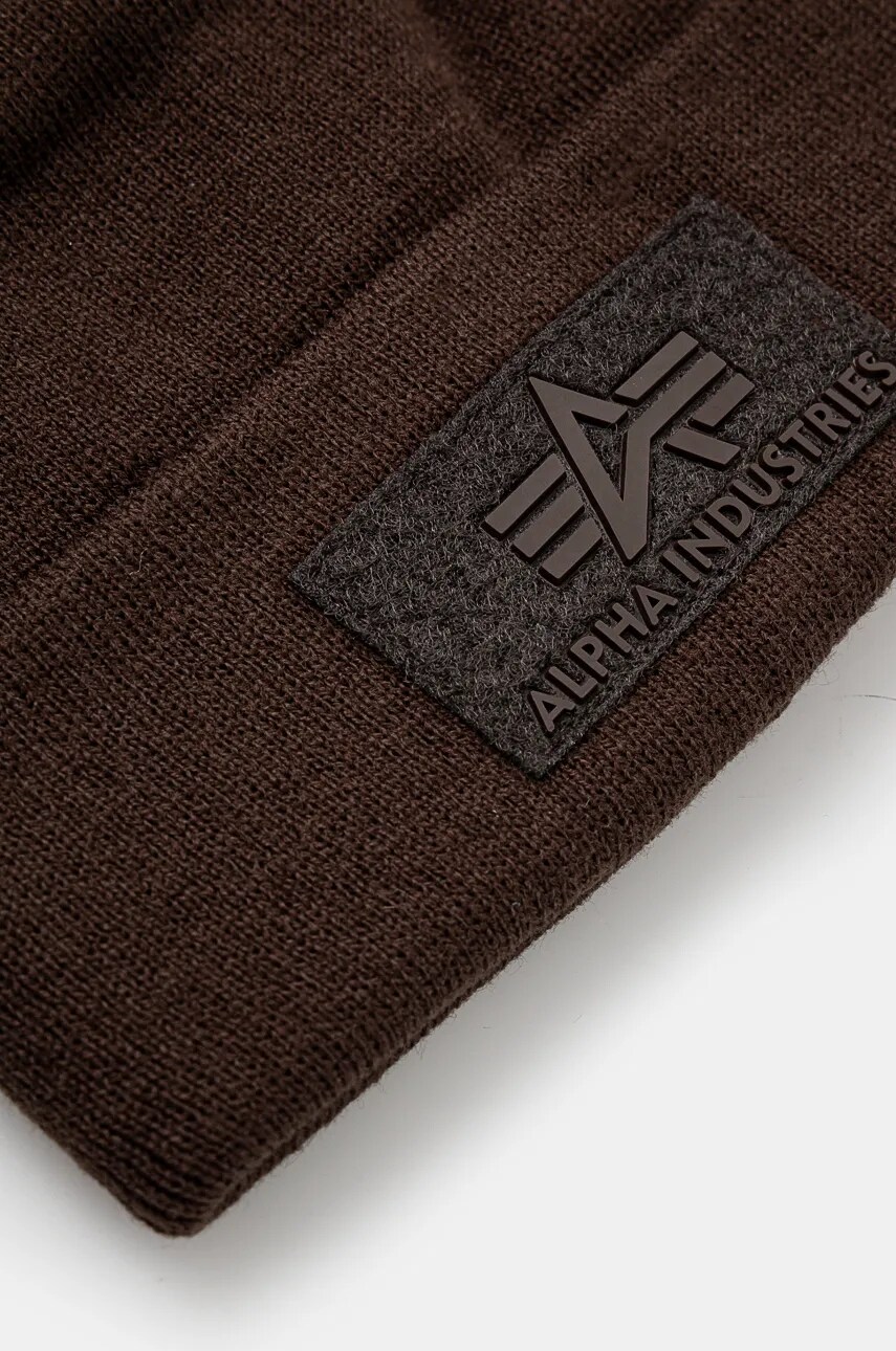 Шапка Alpha Industries колір коричневий з товстого трикотажу